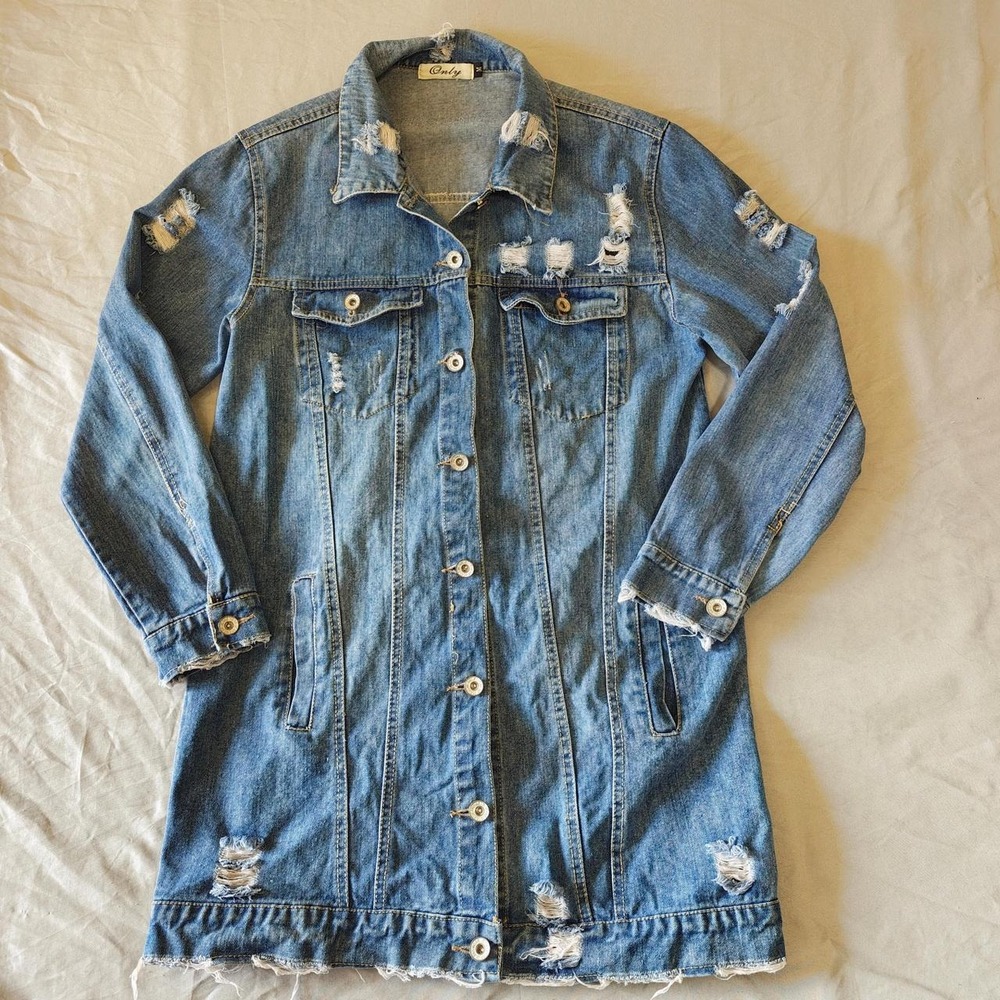 ONLY Distressed Longline Denim Jacket Medium Wash Frayed Raw Hem Womens Size M